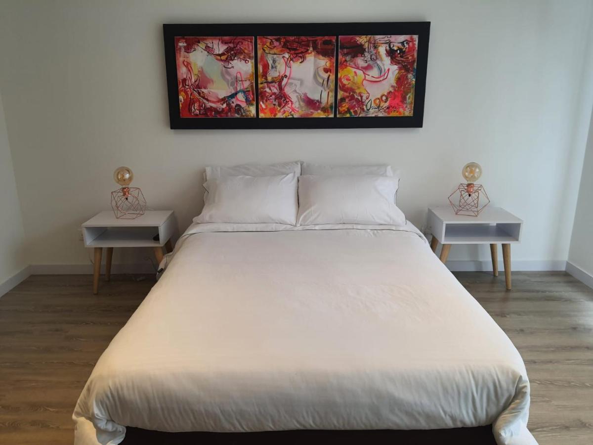 En Bogotá - Apartamento Amoblado Centro Internacional Appartamento Esterno foto